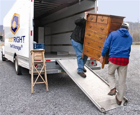 Free Truck To Move Your Goods Into Your Ottawa Storage Unit Just