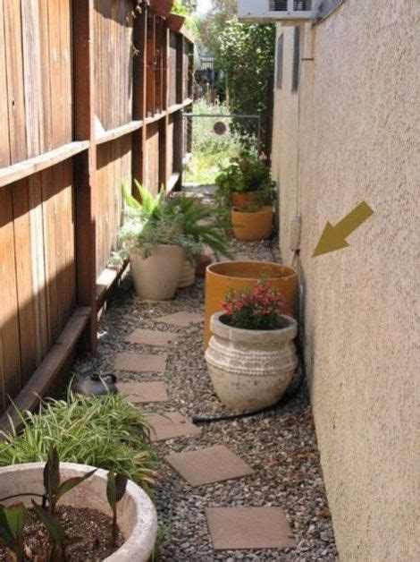 Most Amazing Side Yard Landscaping Ideas To Beautify Your Garden 47