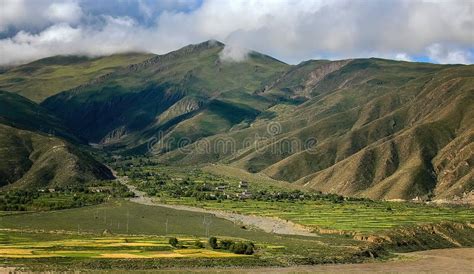 The Landscape Of Tibetan Plateau In Tibet Stock Image Image Of