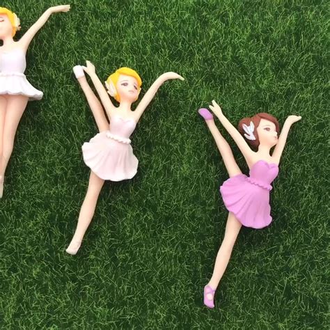 Miniature Girl Toys Decorations Fairy Garden Resin Ballerina Figurine