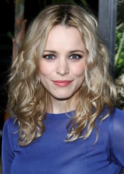 rachel mcadams wearing a long hairstyle with curl and a beachy vibe