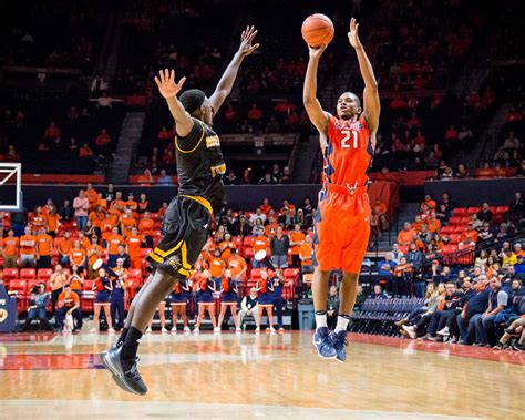Video Fighting Illini Mens Basketball Opening Weekend Highlights