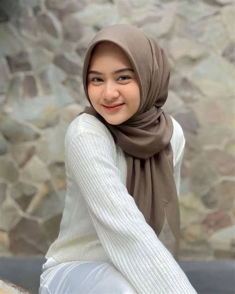 89 Wallpaper Cantik Hijab Images And Pictures Myweb