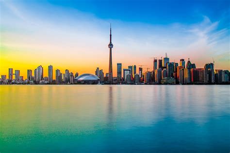 The Lgbtq Travel Guide To Toronto Canada Toronto Skyline Skyline