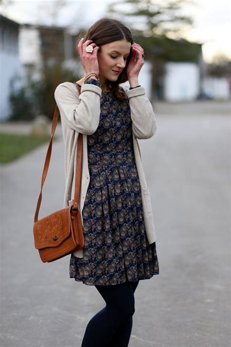 It can be difficult to come up with a quintessential definition for indie fashion. Indie Outfits : Hipster Fashion Shoes | Shopping Guide. We ...