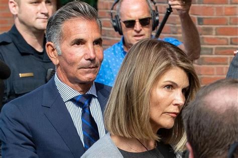 actress lori loughlin husband plead guilty in us college admissions scandal the straits times