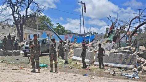 Somalia Truck Bomb Explodes Near Presidential Palace Cnn