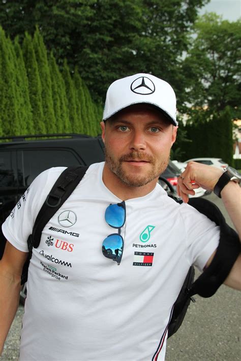 Born 28 august 1989) is a finnish racing driver currently competing in formula one with mercedes, racing under the finnish flag, having previously driven for williams from 2013 to 2016.bottas has won nine races, three in 2017, four in 2019 and two in 2020, since joining mercedes. Valtteri Bottas - Wikipedia