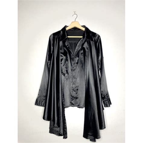 Grossy Satin Black Blouse Shopee Malaysia