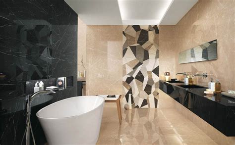 Si prediligono perlopiù pietre dai colori chiari che donano luminosità alla stanza, rendendola accogliente ed elegante. Rivestimento Bagno: piastrelle effetto marmo Beige Duna lucido