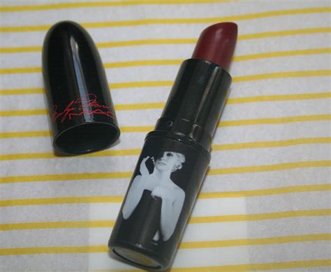Mac Marilyn Monroe Deeply Adored Lipstick ~ Little Red