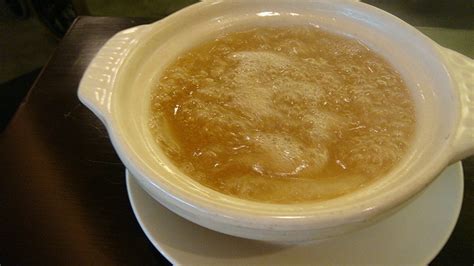 而且除了怕熱的維生素 b 和 c會流失以外，維生素a、d、e和k則相對穩定，一般的營養成分，例如碳水化合物、蛋白質、脂肪或礦物質等，幾乎可以完整保留。 像其中的「魚罐頭」及「番茄罐頭」經過加工後. 人生難得一次的奢宴－晶華軒龍鮑翅＠模擬泡泡 IOI の 驚食堂｜PChome 個人新聞台
