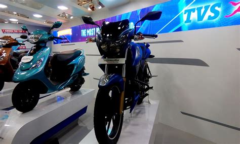 The apache rtr 160 is available in 6 color options namely: TVS Apache RTR 160 comes with a new matte blue colour