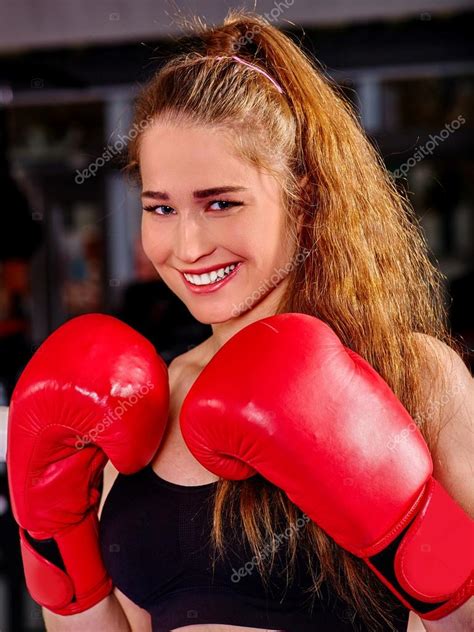 Portrait Of Sport Girl Boxing — Stock Photo © Poznyakov 87598816