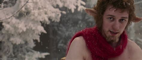 15 Pictures Of Lucy Pevensie And Mr Tumnus The Chronicles Of Narnia