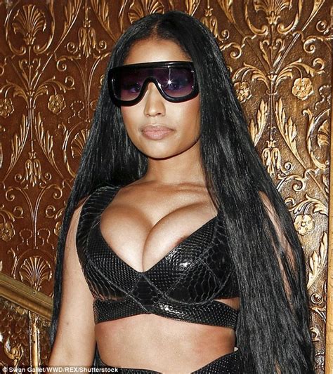 Nicki Minaj Suffers A Nip Slip At Paris Fashion Week Daily Mail Online