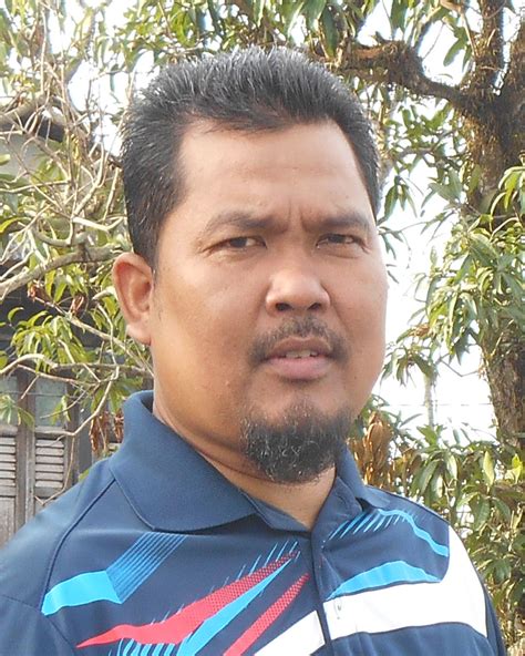 Hazwan began his career at kuala lumpur after being discovered by kuala lumpur's. Laman Rasmi SKSGB 2020 : Guru Dan Kakitangan 2020
