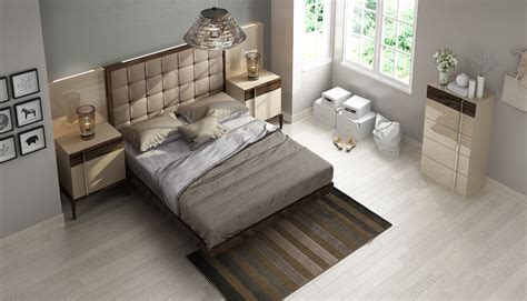The barnstorm modern and contemporary beige fabric upholstered daybed with guest trundle bed will help bring an understated but unmissable sense of contemporary taste to any modern interior. Lacquered Wood High End Platform Bed with Floating Effect ...