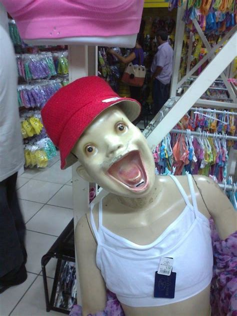 21 Creepy Mannequins That Will Haunt Your Dreams Until The End Of