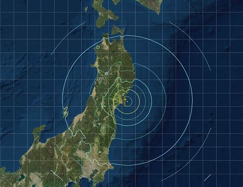 Magnitude 6.9 Quake Hits Northeastern Japan, Shakes Tokyo - Bloomberg