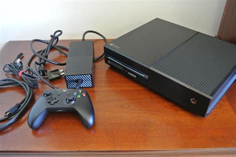 Black Microsoft Xbox One 1 500gb Hd System Console With Controller