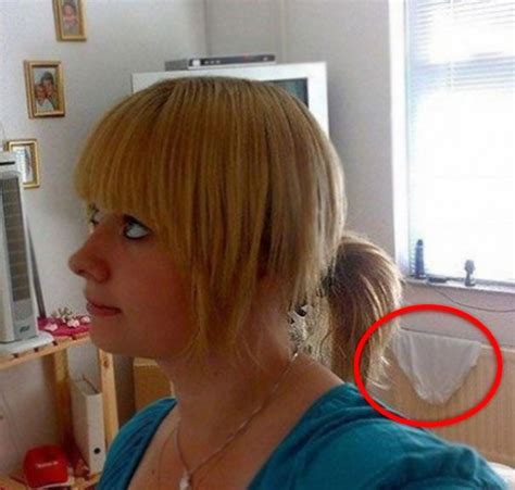 Selfie Fails Where People Really Should Have Checked The Background