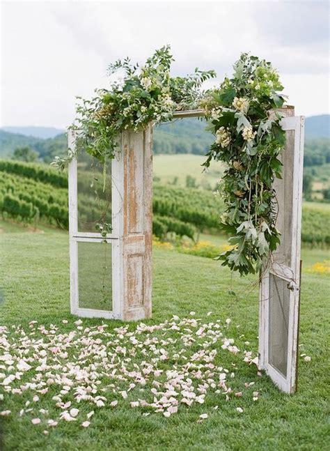 Pin By Mariah Young On Wedding Decor Wedding Arch Rustic Outdoor