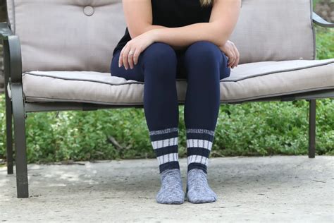 Do You Wear Socks With Leggings Attire Project