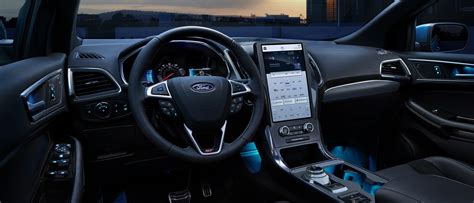 2022 Ford® Edge Suv Standard All Wheel Drive