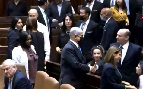 Bennett Lapid Government Wins Knesset Majority Netanyahu Is Out After