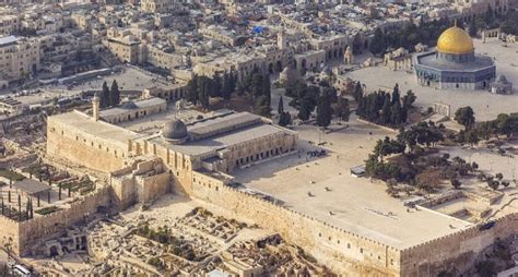 Israel 20132 Aerial Jerusalem Temple Mount Al Aqsa And Dome Of The Rock Se Exposure 1140×500