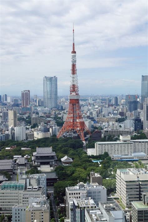 Tokyo Tower And Roppongi Hills Stock Photo Image Of Roppongi Busy