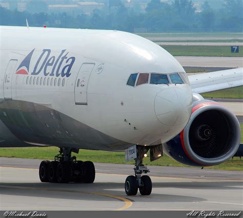 Delta Air Lines Boeing 777 232er N863da Close Up Of The Flickr