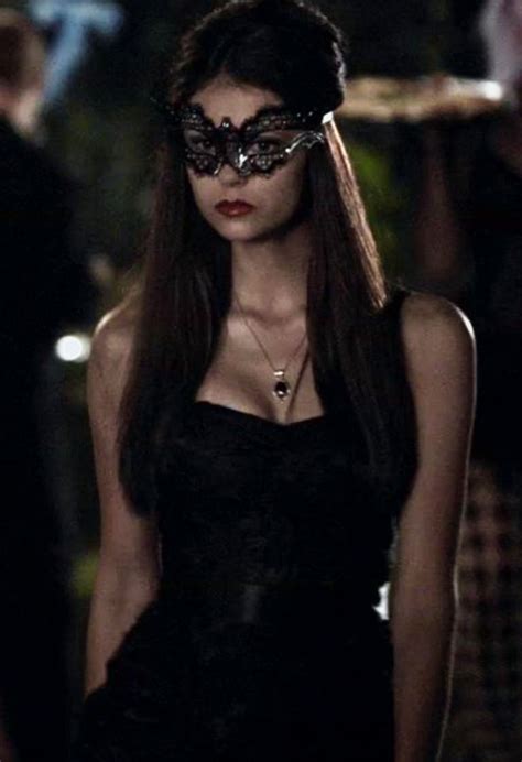 Pin By J On Women Vampire Diaries Costume Vampire Diaries Outfits