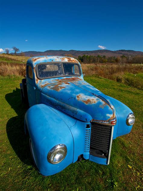 Old Blue Is A Photograph By Mike Horvath Vermont In The Fall Source