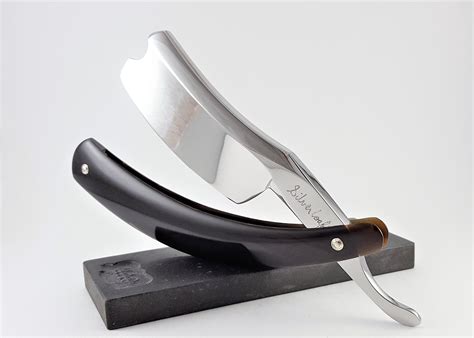 Pin by Jhonny Yamashiro on Restored Straight Razors | Custom straight razors, Straight razor 