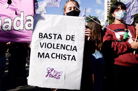En La Plata Exigieron Medidas Para Evitar Femicidios Pulso Noticias
