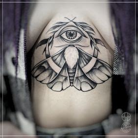 Tatuaże mogą być piękne i pełne znaczeń, jednak wiadomo, że nie zawsze kojarzą one się pozytywnie. Tatuaz Usuwalny Podwoazka : Tatuaz Pistolet Udo Podwiazka ...