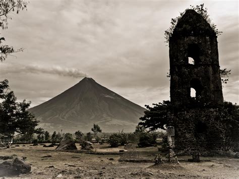 Mt Mayon By Boogerschnot On Deviantart