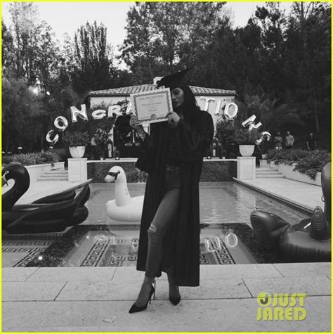 Kendall And Kylie Jenners Graduation Party Featured Lots Of Kardashian Twerking Photo 3423204