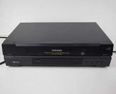 Toshiba W 422 4 Head VCR VHS Video Cassette Recorder Player No Remote