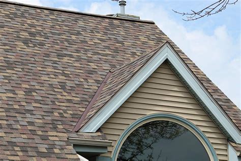 Equal measures of craftsmanship and architectural creativity are at play in this shingle. Owens Corning TruDefinition Duration Designer Shingle ...