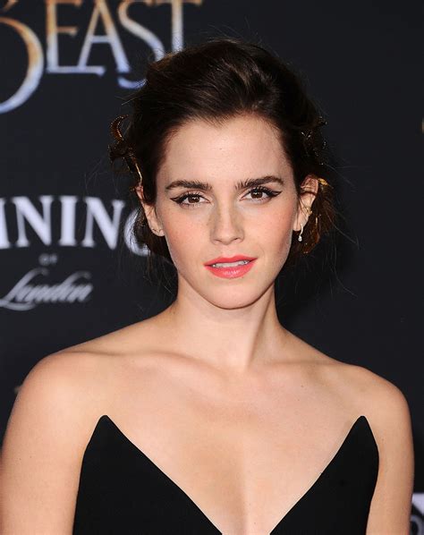 Emma Watsons Eyeliner Wowed At The Beauty And The Beast
