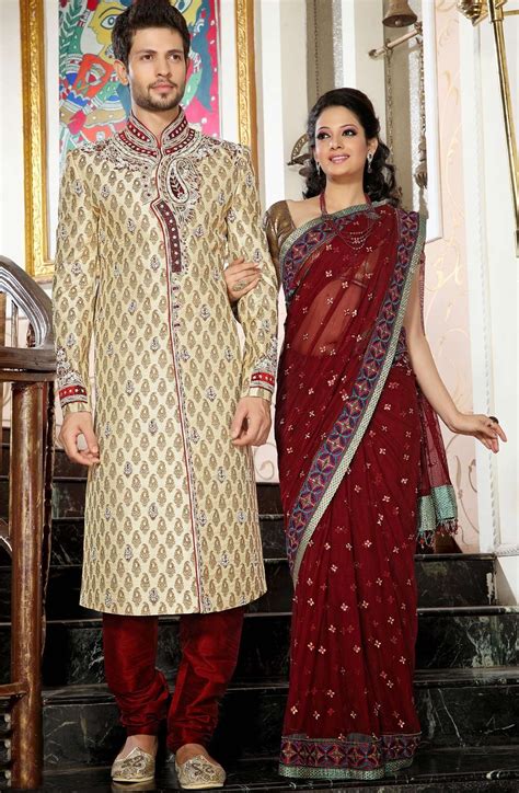 Lagi sehingga sekarang masih lagi digunakan oleh kaum india termasuklah di malaysia. The Malaysia MultiCultural: Pakaian Traditional India
