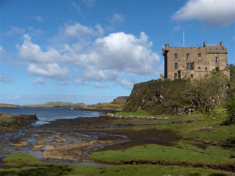 Dunvegan Castle Isle Of Skye Scotland With Map And Photos
