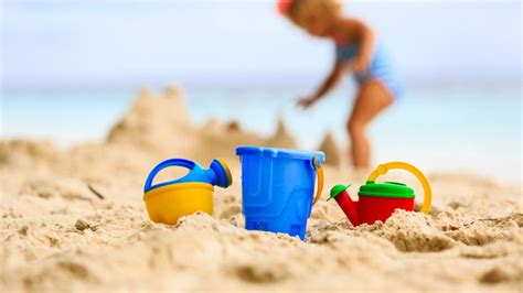 12 Imprescindibles Para Ir A La Playa Con Niños