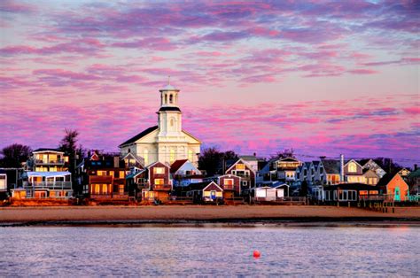 20 Of The Most Romantic Small Towns In The Us