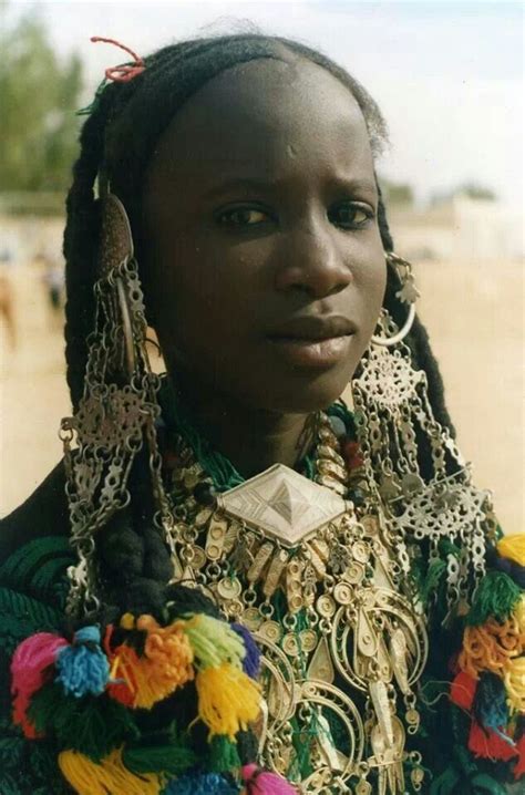 Tuareg Girl In Traditional Dress Ghadames Libya African Beauty