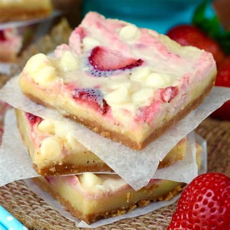 These Strawberries And Cream Magic Bars Are Made With Fresh