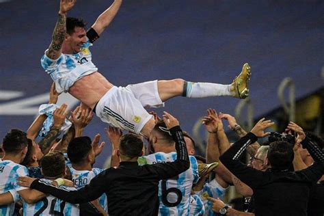 Messi Psg Celebration - Messi Celebration Wallpapers Top Free Messi Celebration Backgrounds 